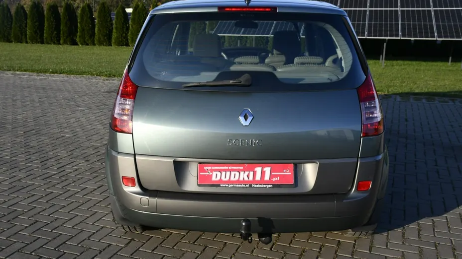 RENAULT Scenic -