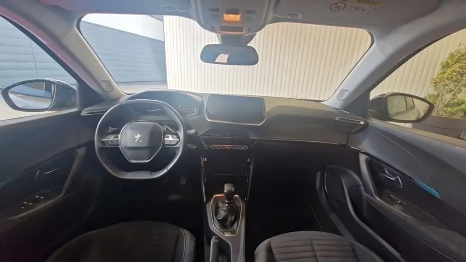 PEUGEOT 2008 -