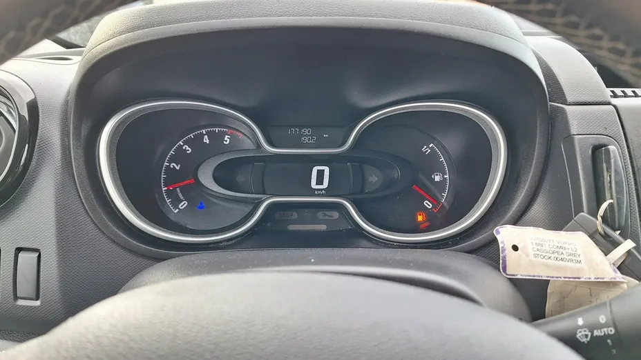 OPEL Vivaro -