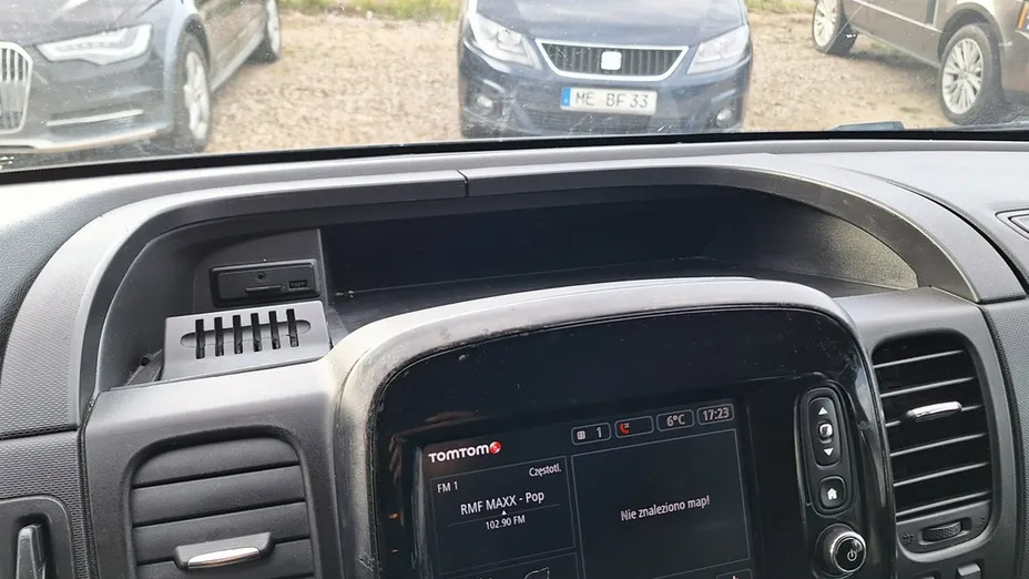 OPEL Vivaro -