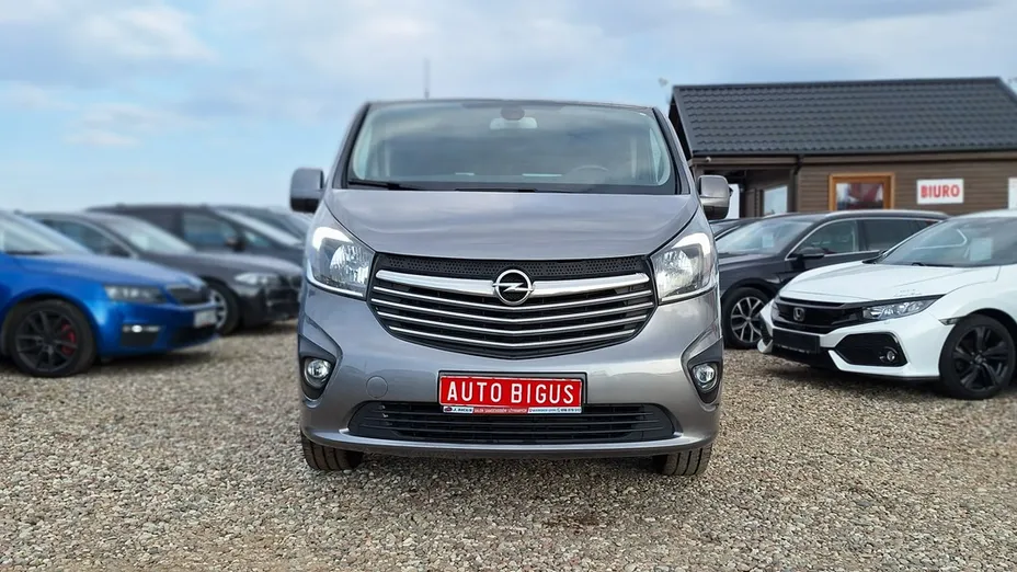 OPEL Vivaro -