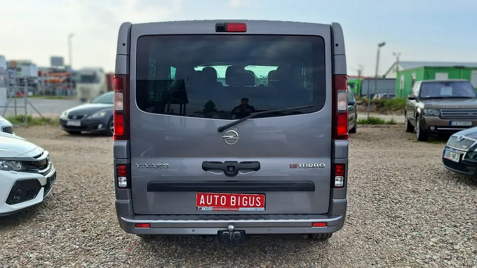 OPEL Vivaro -