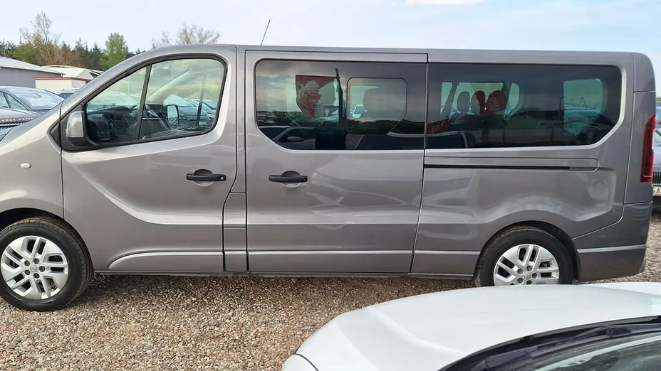OPEL Vivaro -