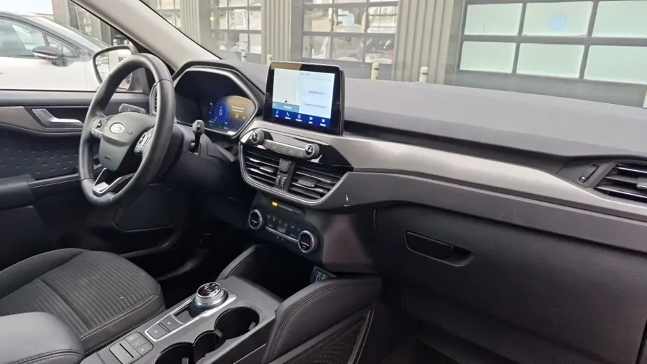 FORD Kuga -