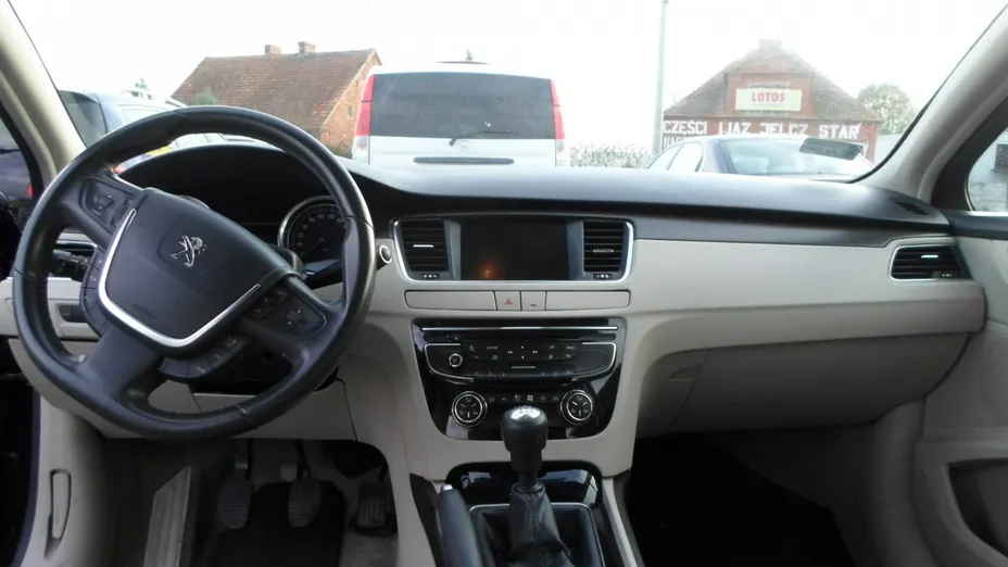 PEUGEOT 508 -
