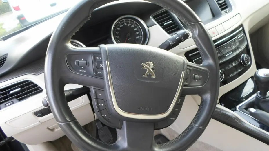 PEUGEOT 508 -