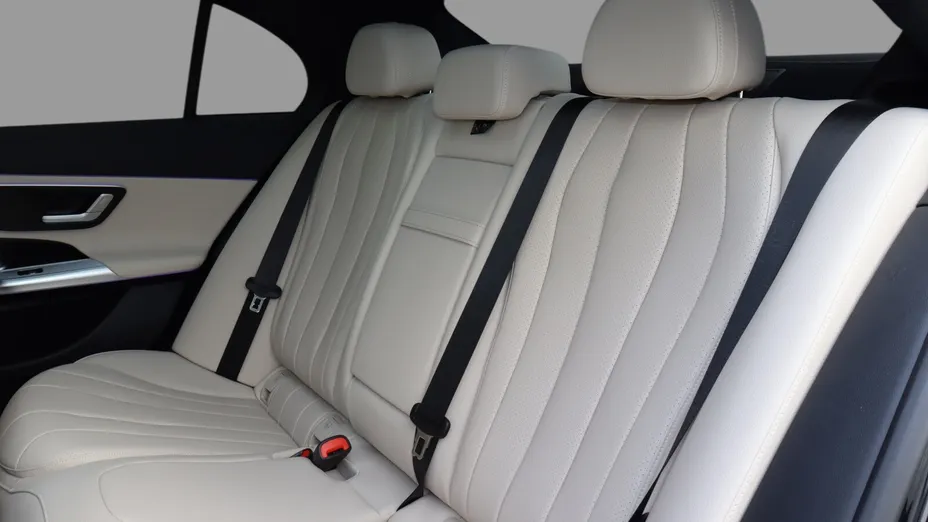 MERCEDES-BENZ E Klasa E 220 d mHEV 4-Matic AMG 9G-Tronic