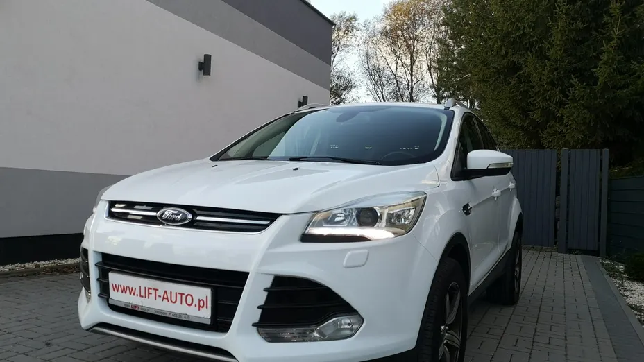 FORD Kuga -