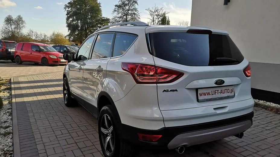 FORD Kuga -