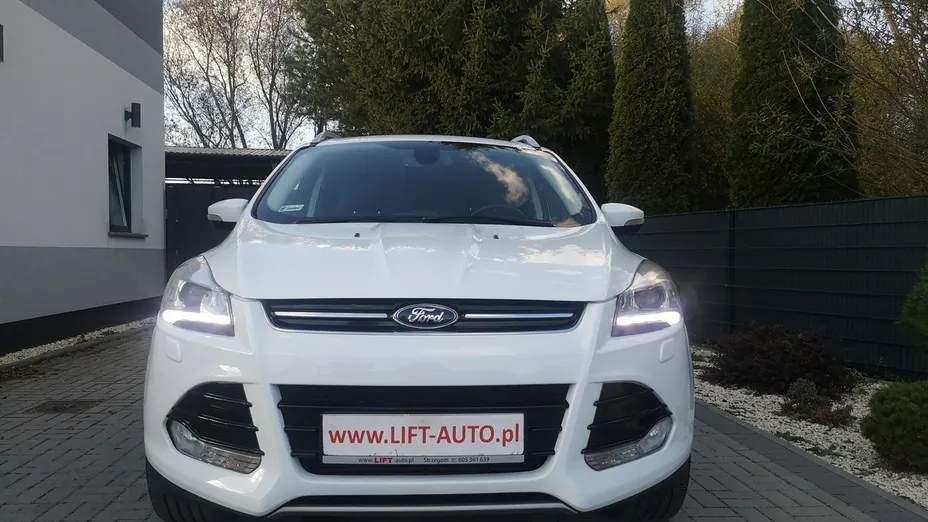 FORD Kuga -