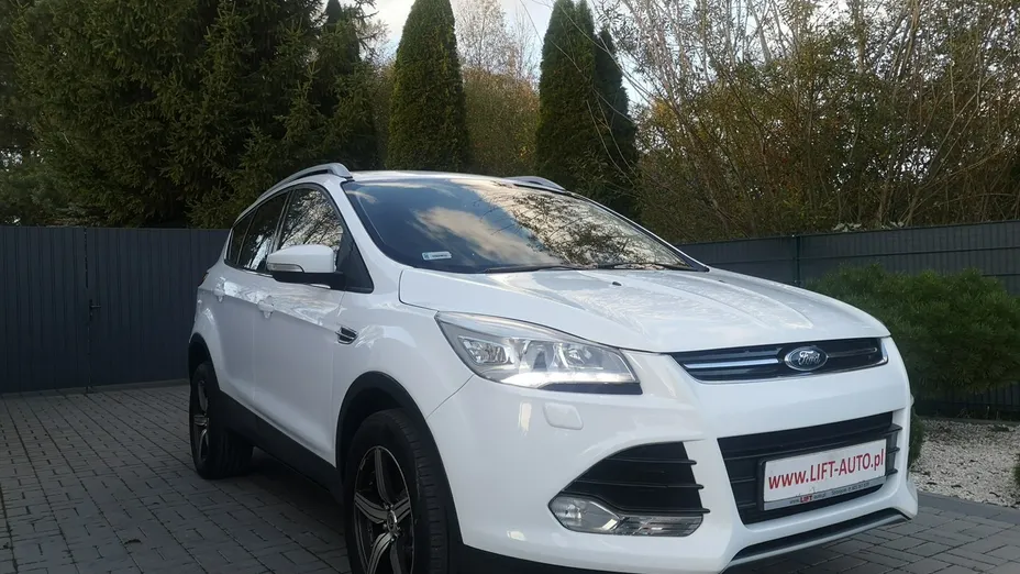 FORD Kuga -
