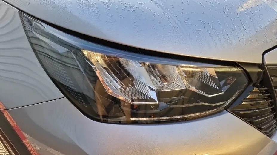 PEUGEOT 2008 -