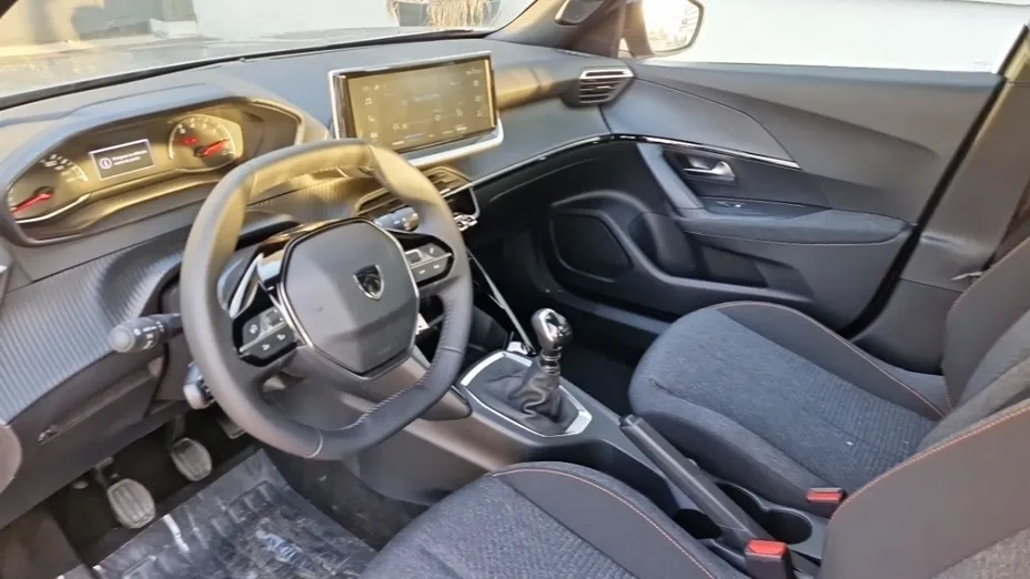 PEUGEOT 2008 -