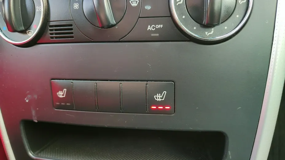 MERCEDES-BENZ A Klasa -