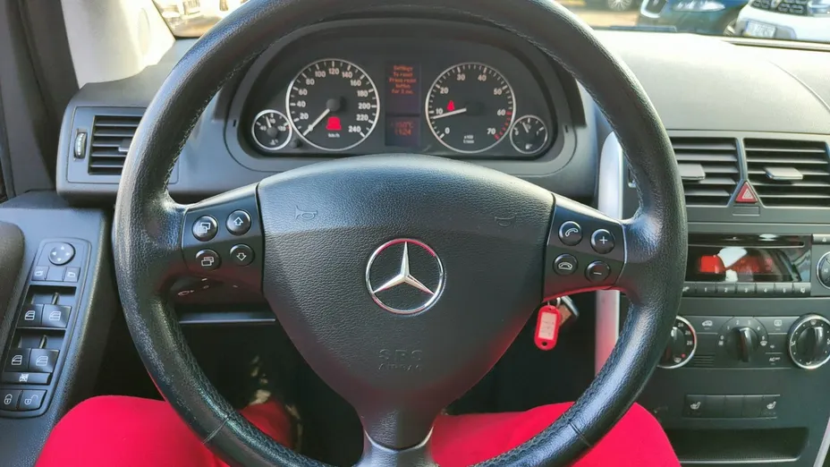MERCEDES-BENZ A Klasa -