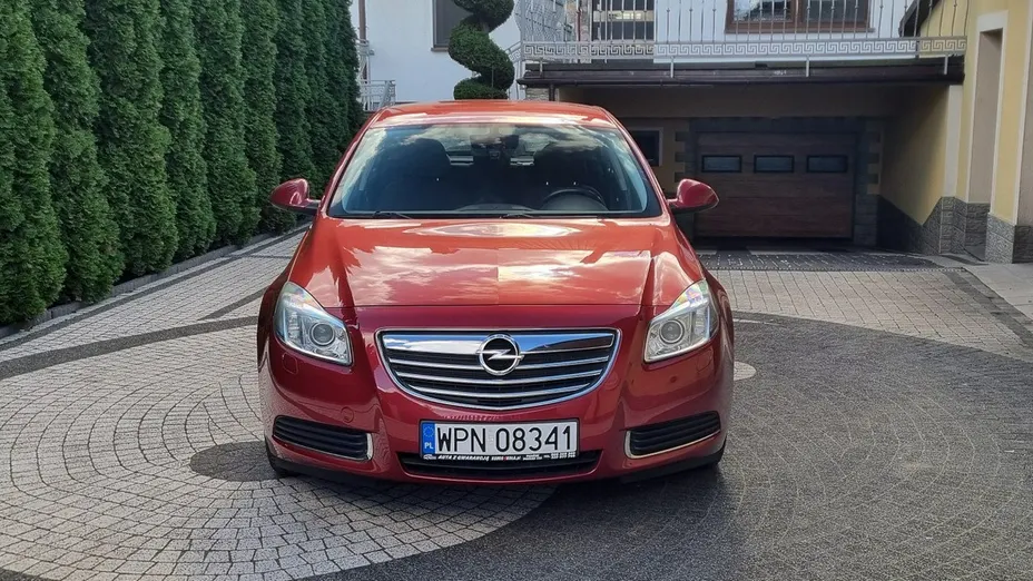 OPEL Insignia -