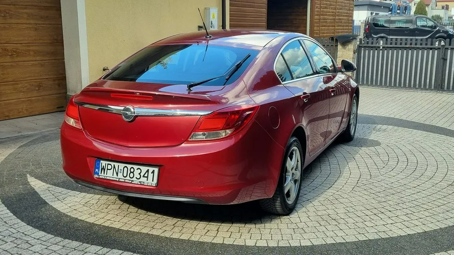 OPEL Insignia -