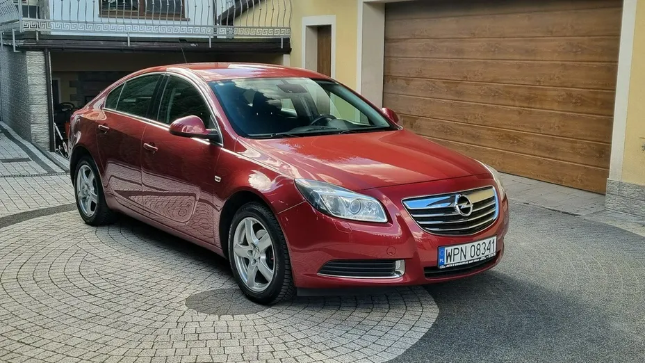 OPEL Insignia -