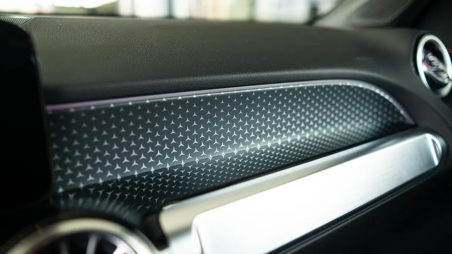 MERCEDES-BENZ GLB GLB 220 d 4-Matic AMG Line 8G-DCT