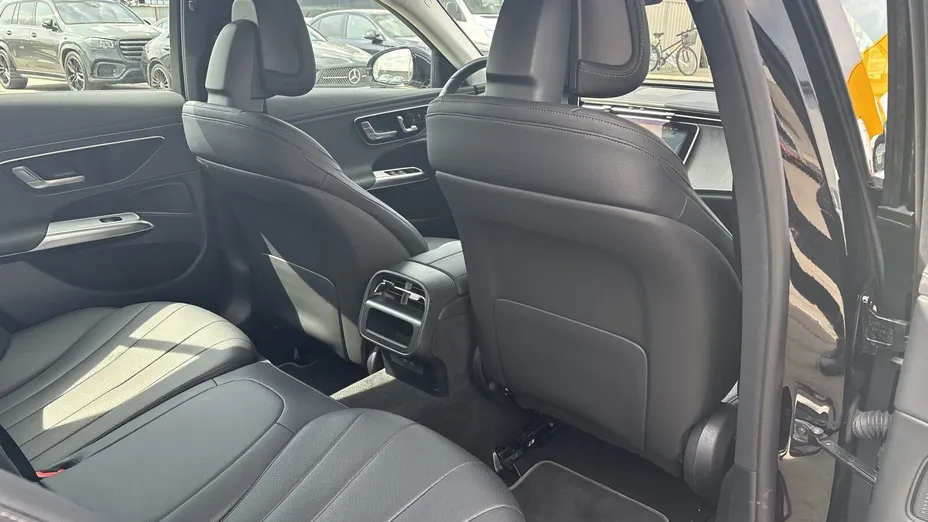 MERCEDES-BENZ E Klasa E 200 d mHEV Avantgarde 9G-Tronic