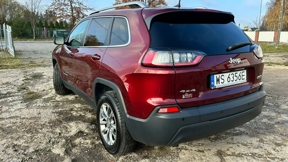 JEEP Cherokee -
