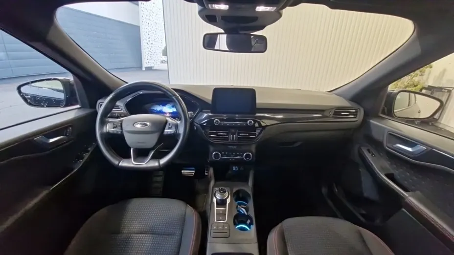 FORD Kuga -