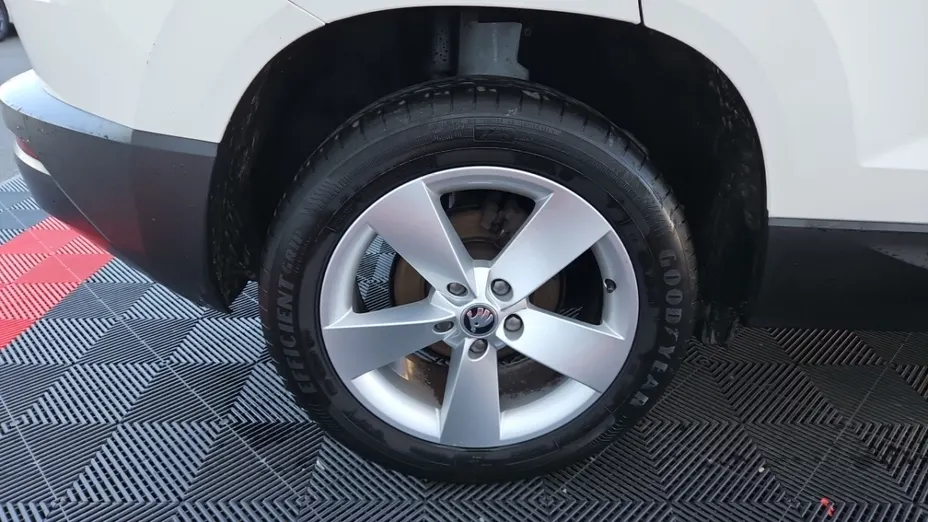 SKODA Karoq -
