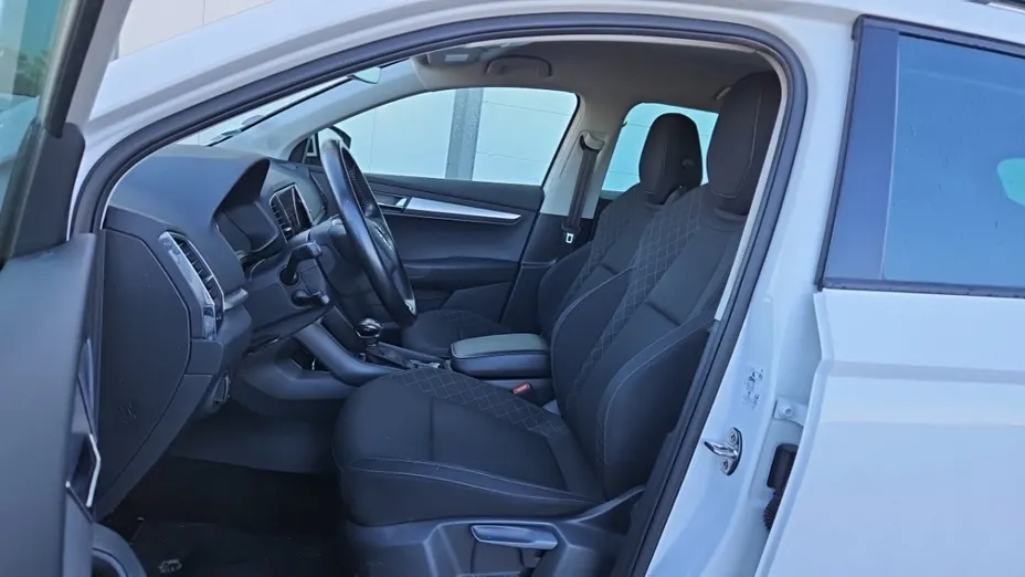 SKODA Karoq -
