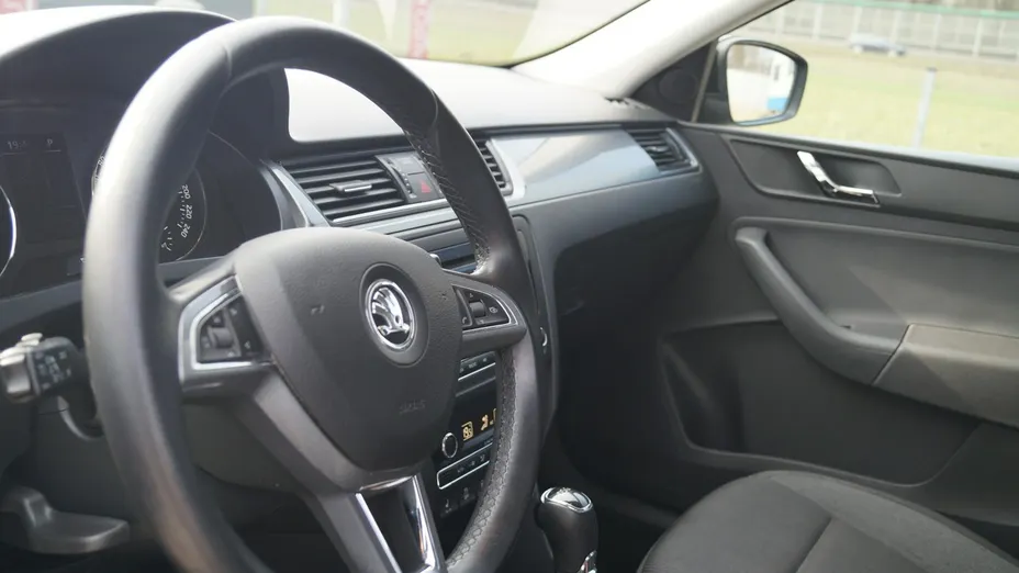 SKODA Rapid -