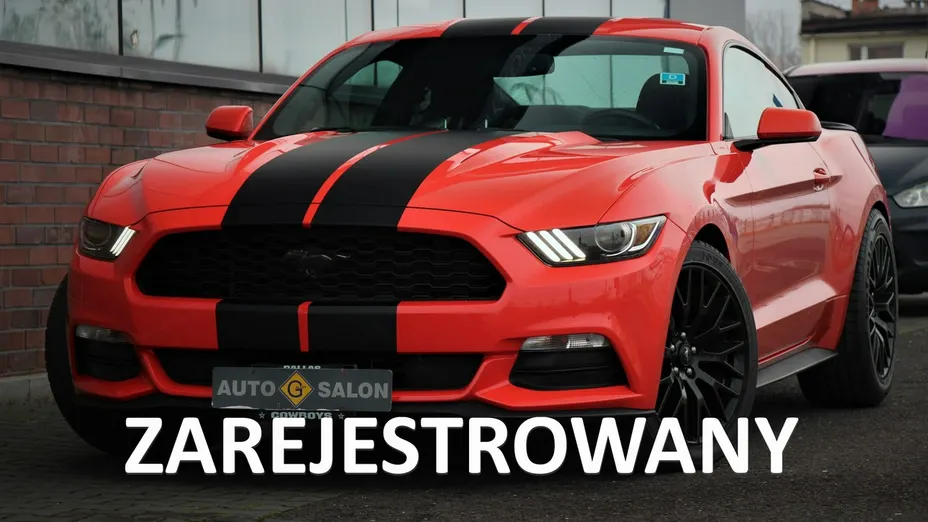 FORD Mustang -