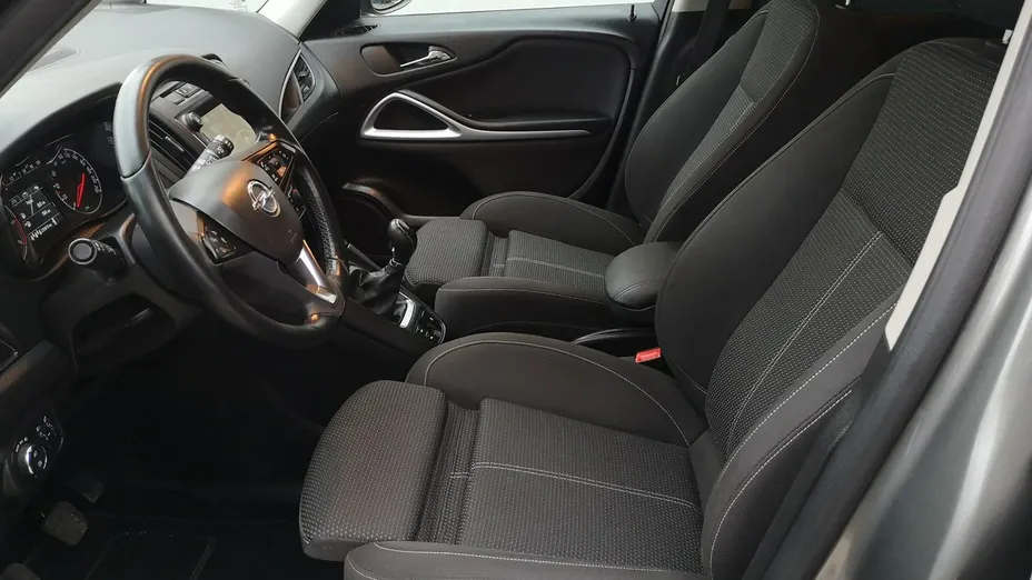 OPEL Zafira -