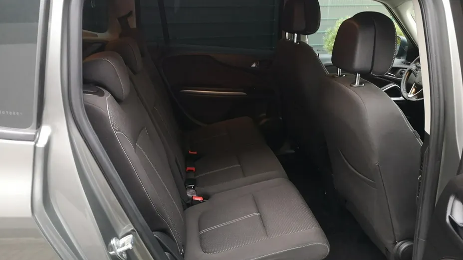 OPEL Zafira -