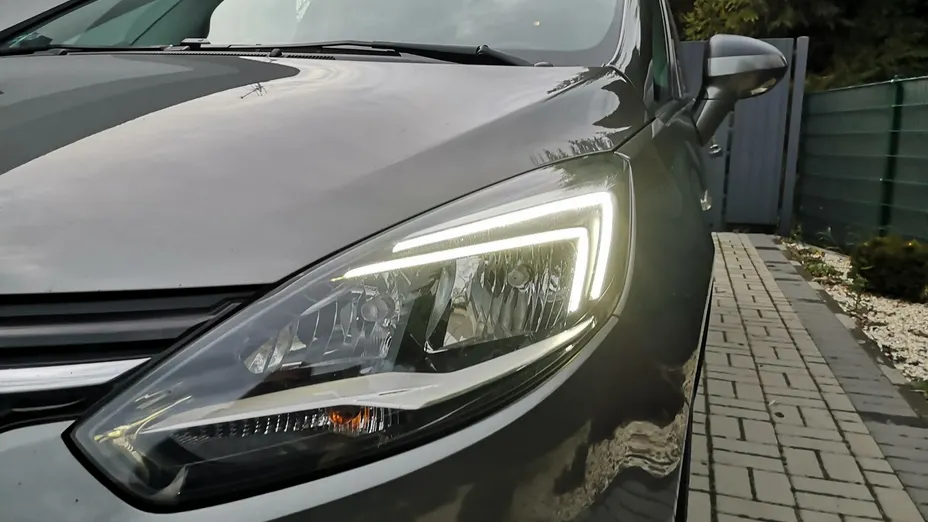 OPEL Zafira -