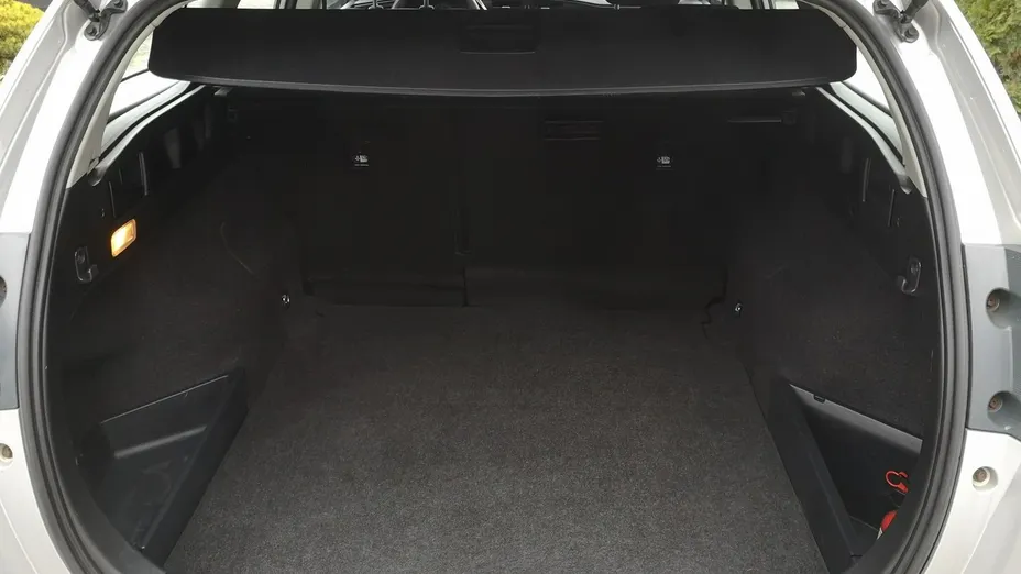 TOYOTA Auris -