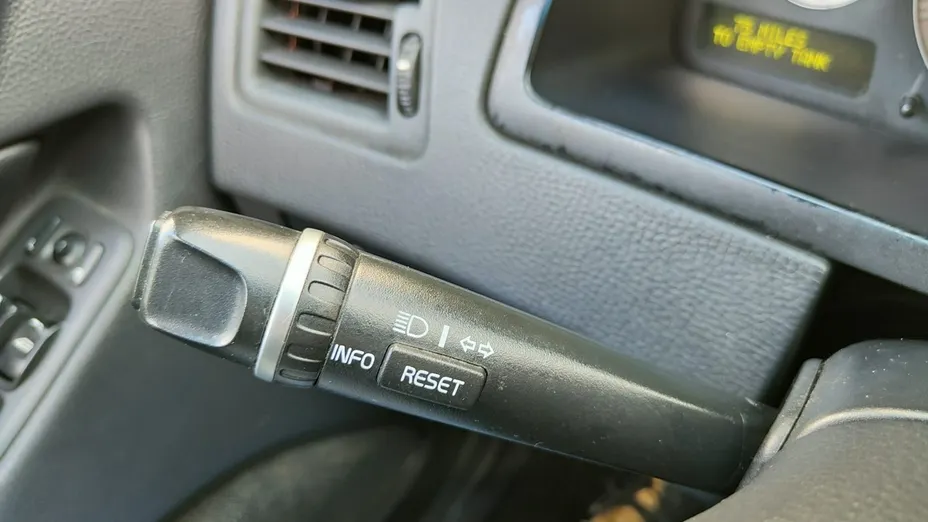 VOLVO XC90 -