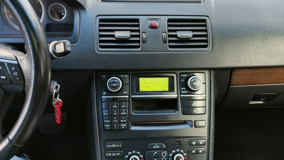 VOLVO XC90 -