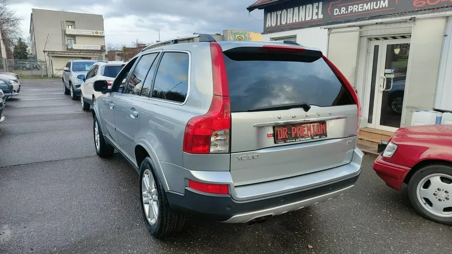 VOLVO XC90 -