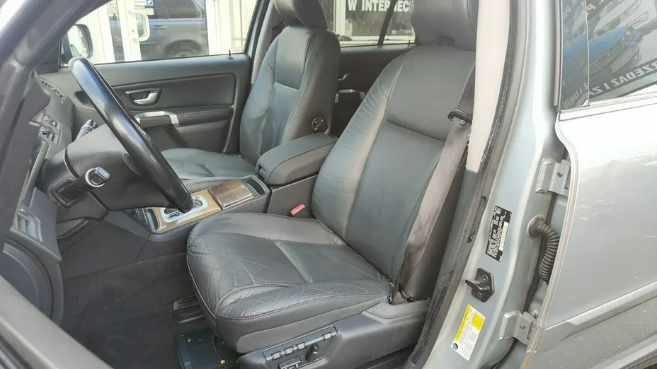 VOLVO XC90 -