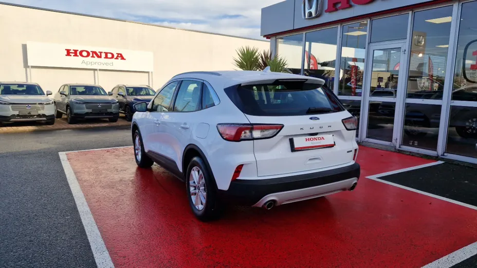 FORD Kuga -