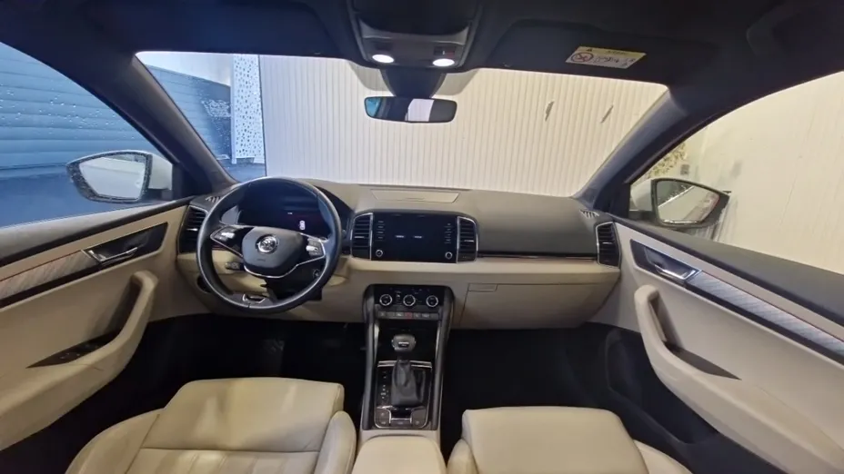 SKODA Karoq -