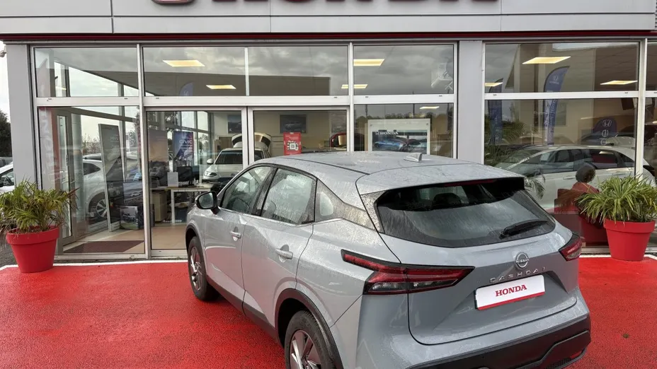 NISSAN Qashqai -