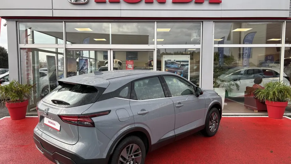 NISSAN Qashqai -