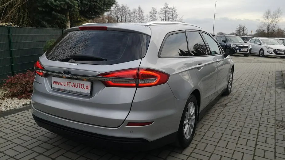 FORD Mondeo -
