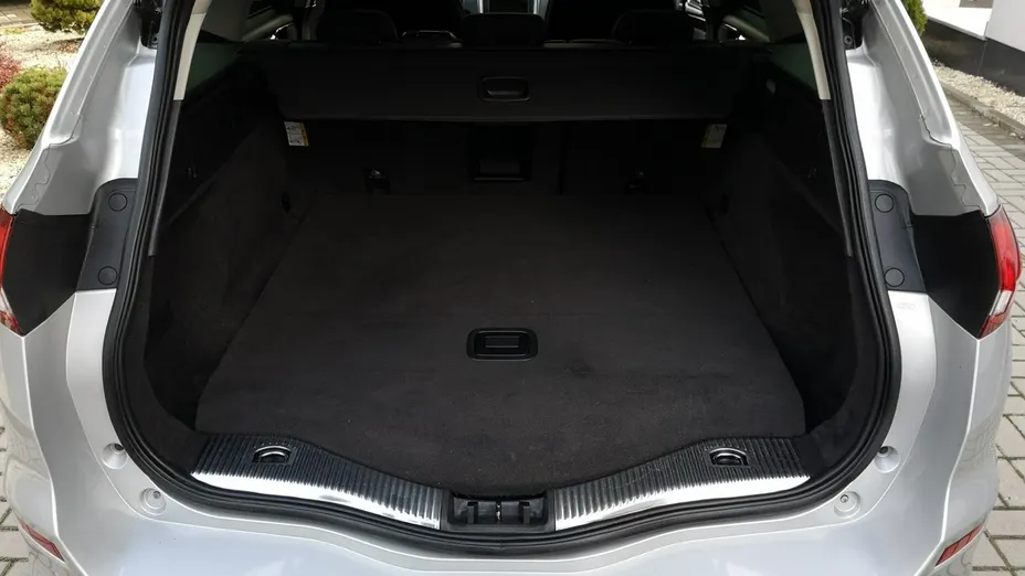 FORD Mondeo -