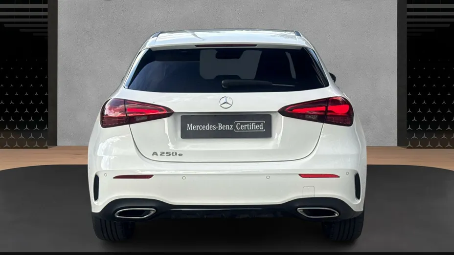 MERCEDES-BENZ A Klasa A 250 e PHEV AMG Line 8G-DCT