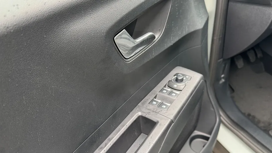 FORD Tourneo Courier Tourneo Courier 1.0 EcoBoost Titanium Nowy