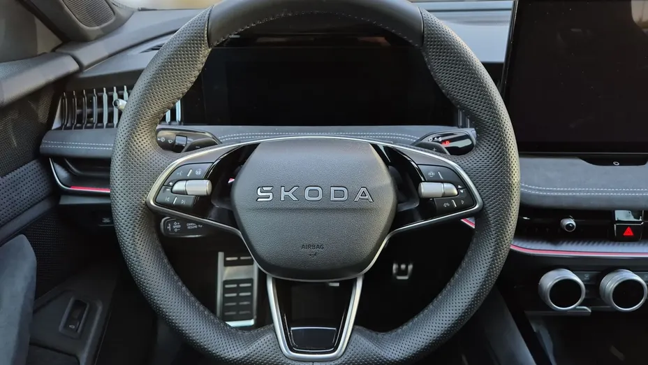 SKODA Superb Superb 2.0 TDI SCR 4x4 Sportline DSG