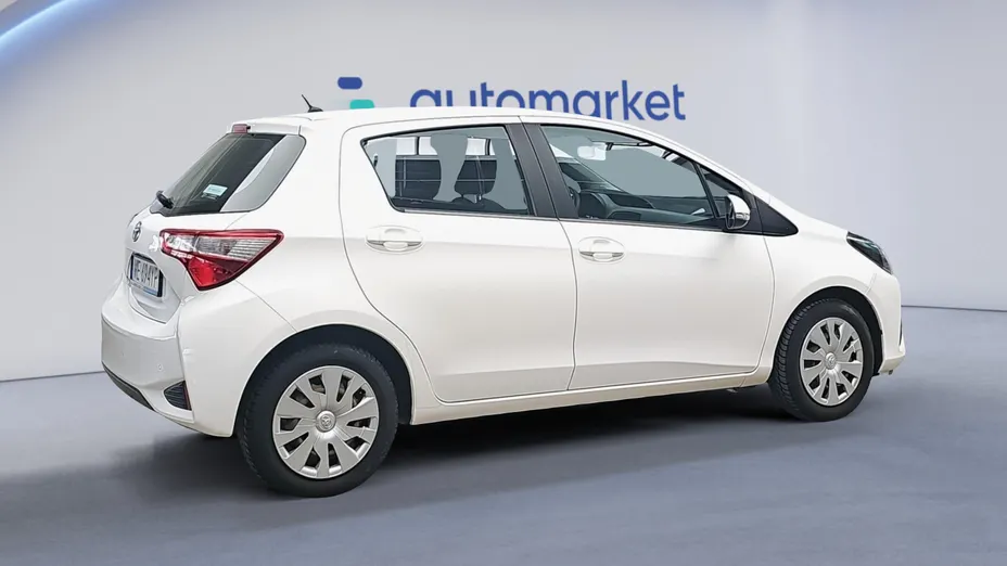 TOYOTA Yaris Yaris 1.0 Active