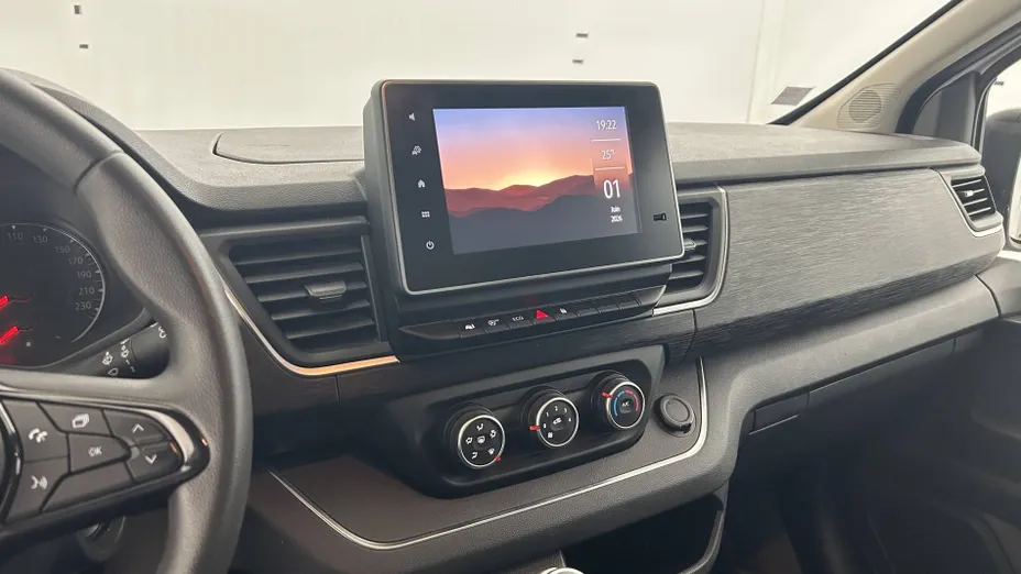 RENAULT Trafic -