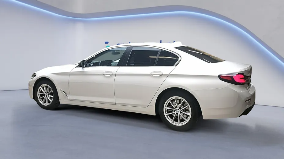 BMW Seria 5 520d mHEV aut